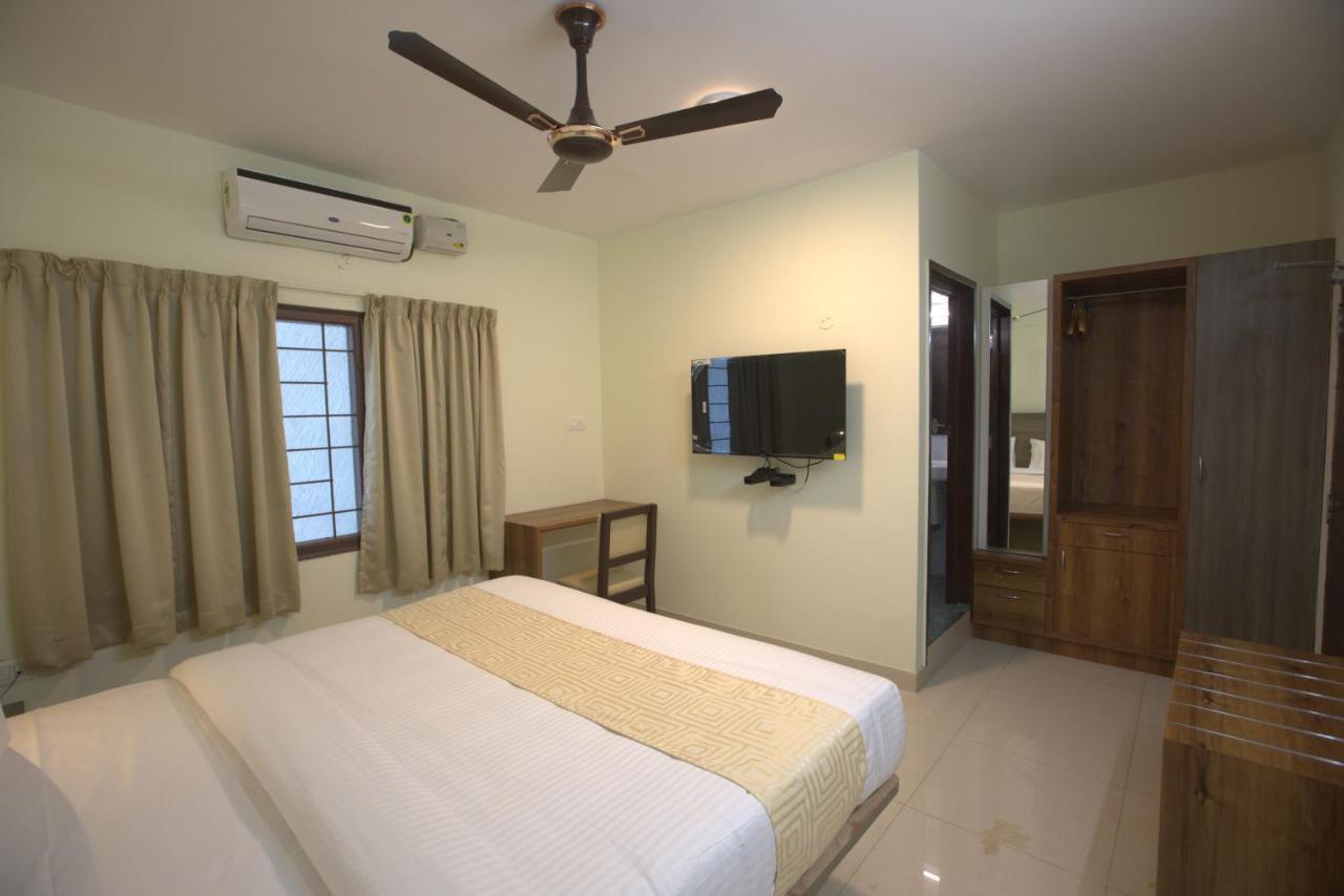 Elysian Grand Hotel Bengaluru Kültér fotó